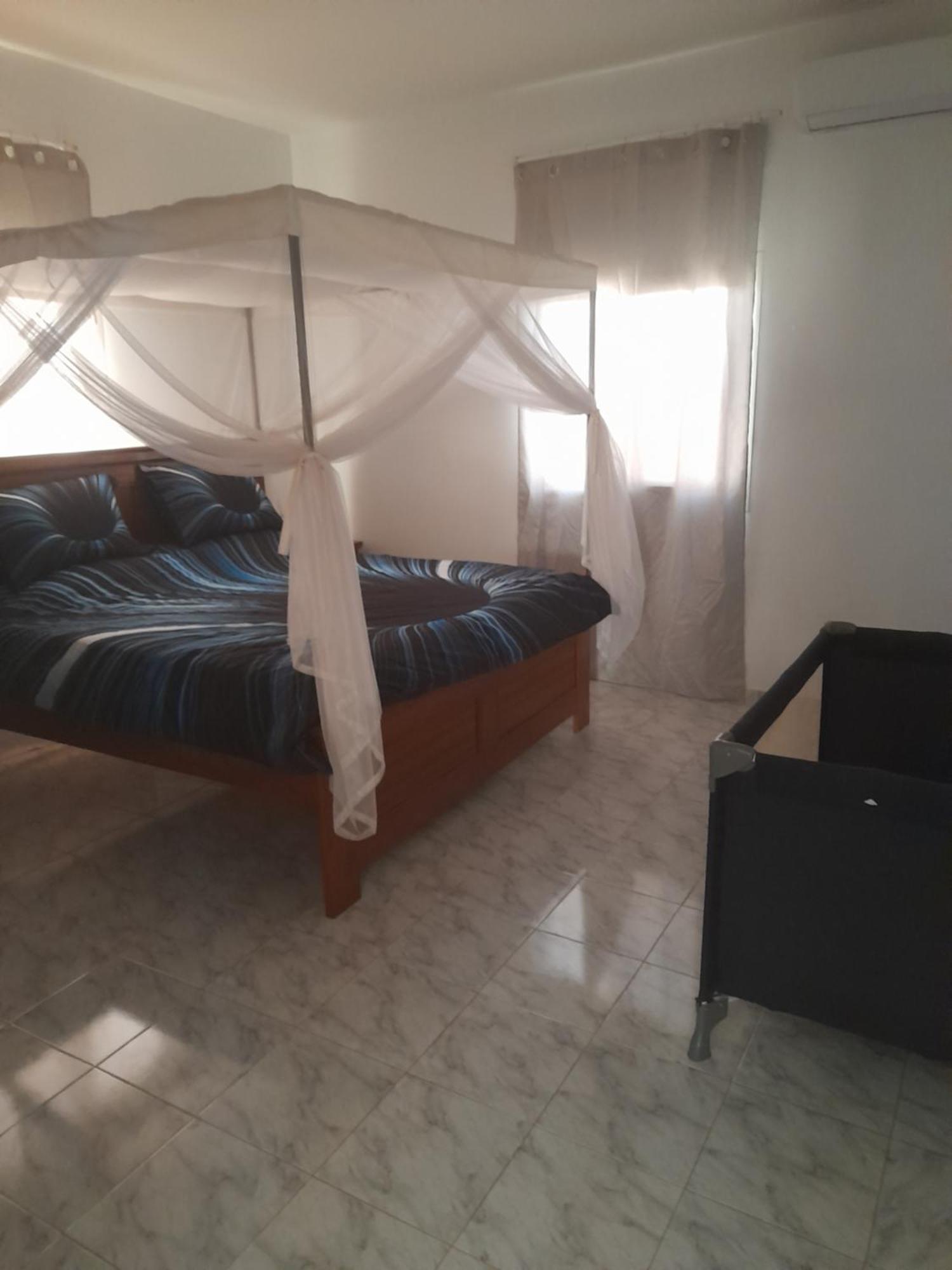 Maison D Hote La Dore Du Senegal Bas-De - Villa Somone Luaran gambar