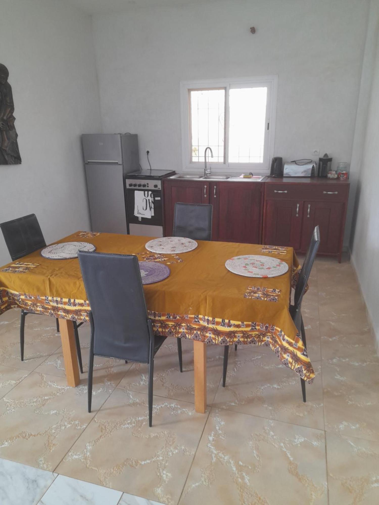 Maison D Hote La Dore Du Senegal Bas-De - Villa Somone Bilik gambar